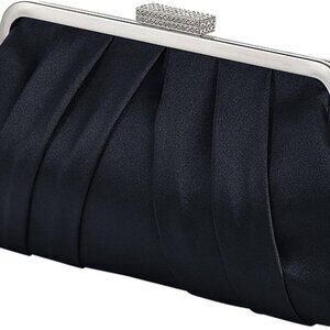 Women Elegant Pleated Clutch Bag Ruched Purse with Metal Chain, Dressy Crossbody